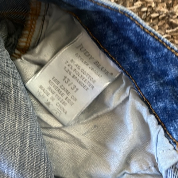 Judy Blue Jeans size 13/31 - Picture 4 of 4